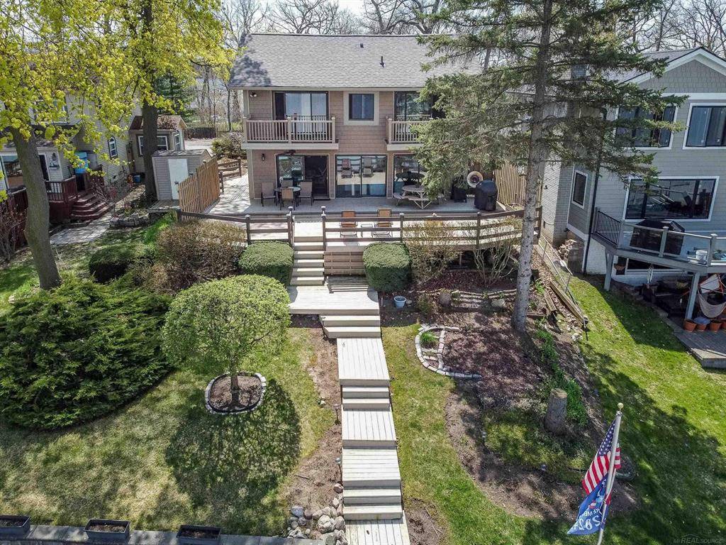 Waterford Twp, MI 48328,4040 Lark Avenue
