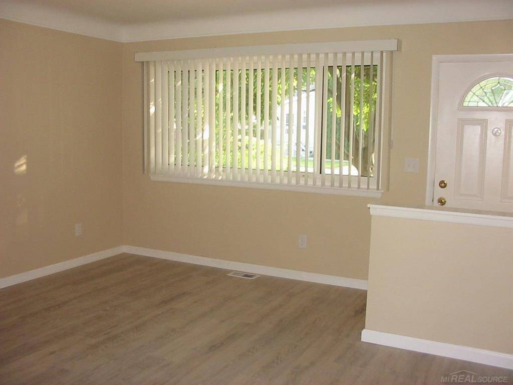 Eastpointe, MI 48021,22445 Rein Avenue