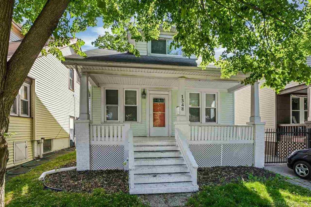 Grosse Pointe Park, MI 48230,1348 Wayburn Street
