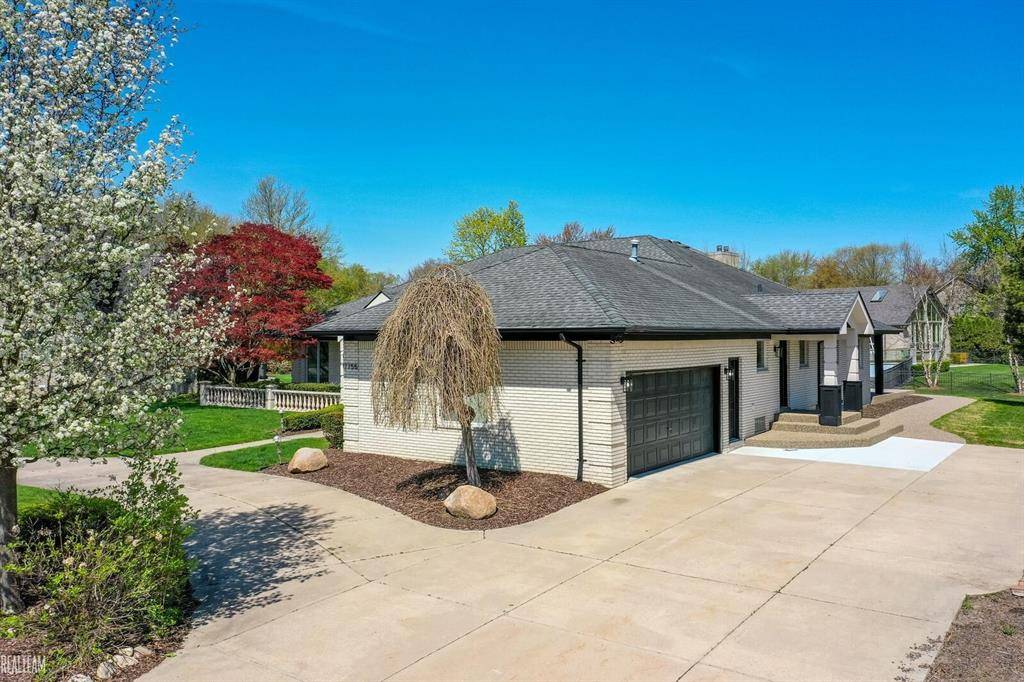 Clinton Twp, MI 48036,17755 Gardenia Lane