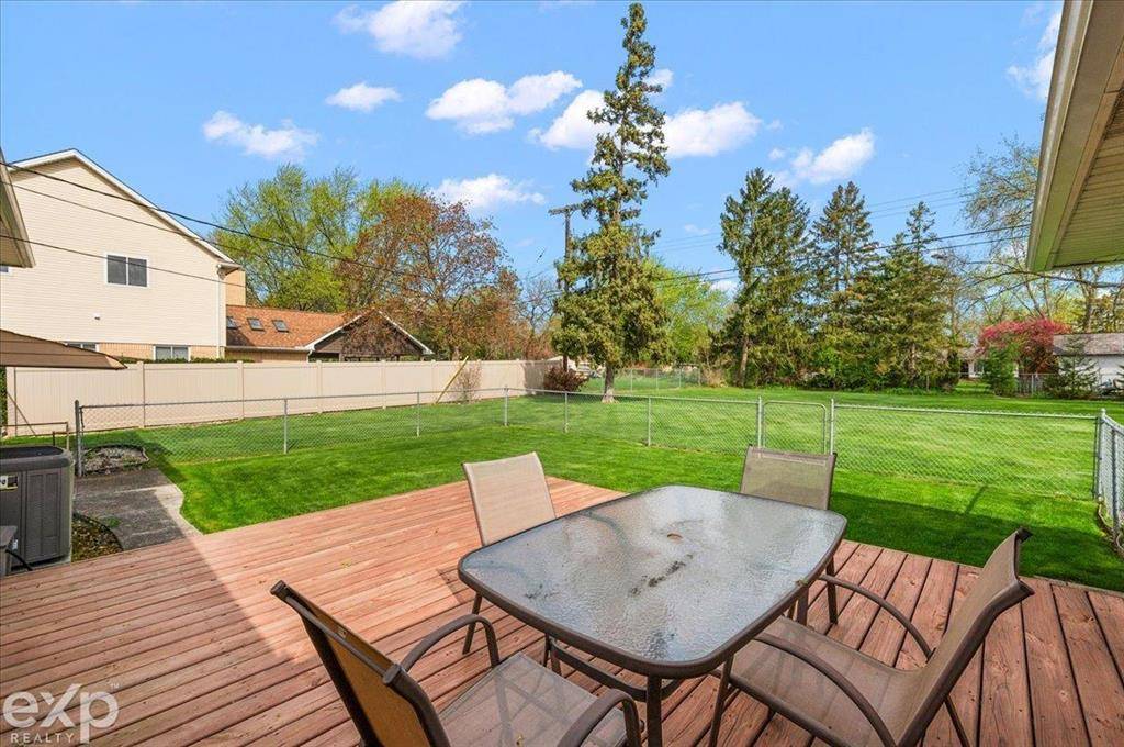 Troy, MI 48085,397 E Hurst Drive