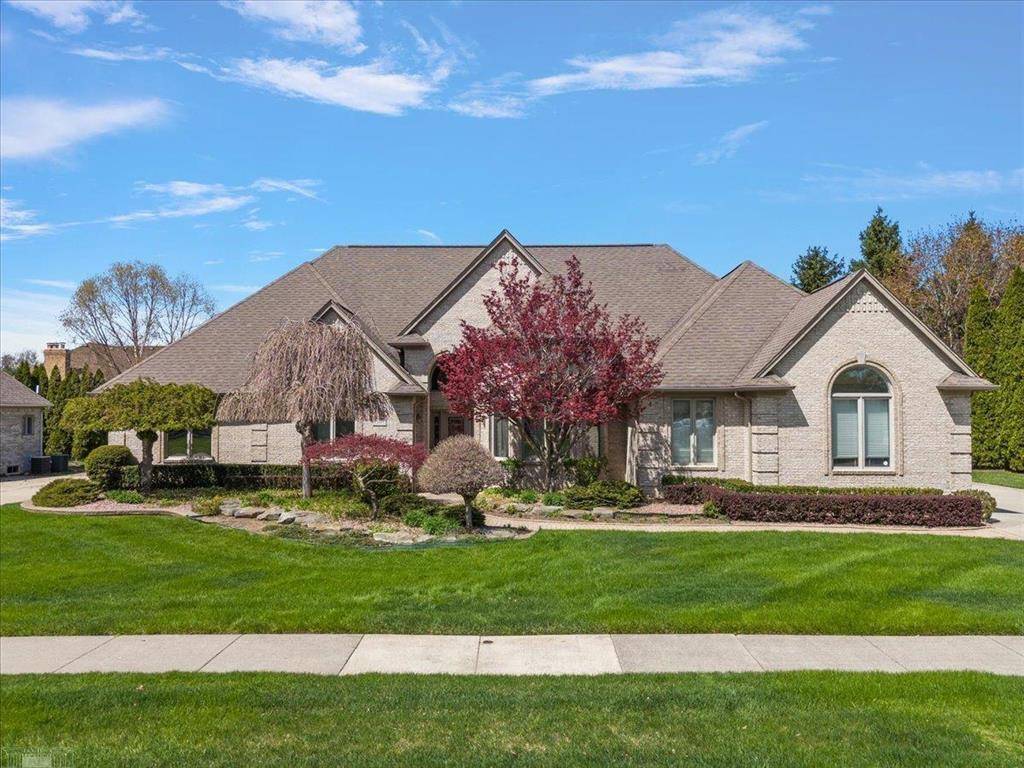 Shelby Twp, MI 48315,15113 Totten Place
