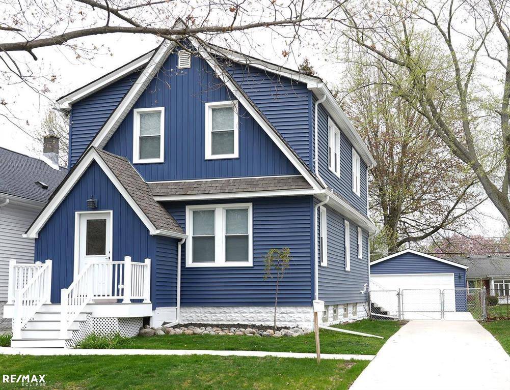 Grosse Pointe Woods, MI 48236,1374 Anita Avenue
