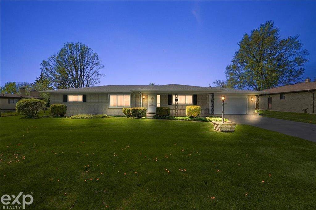 Sterling Heights, MI 48310,37159 Almont Drive