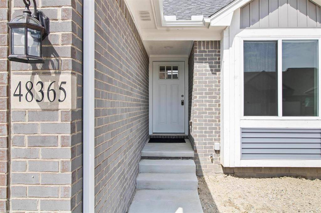 Chesterfield Twp, MI 48051,48365 Applegrove Lane 14
