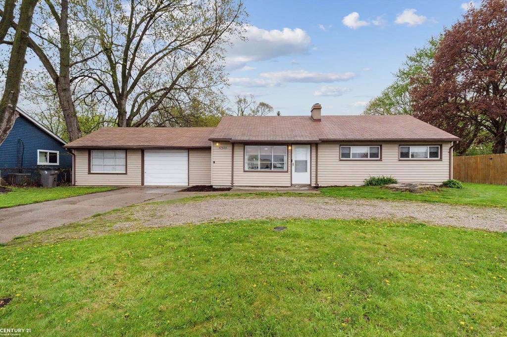 Clinton Twp, MI 48036,37928 S Groesbeck Highway