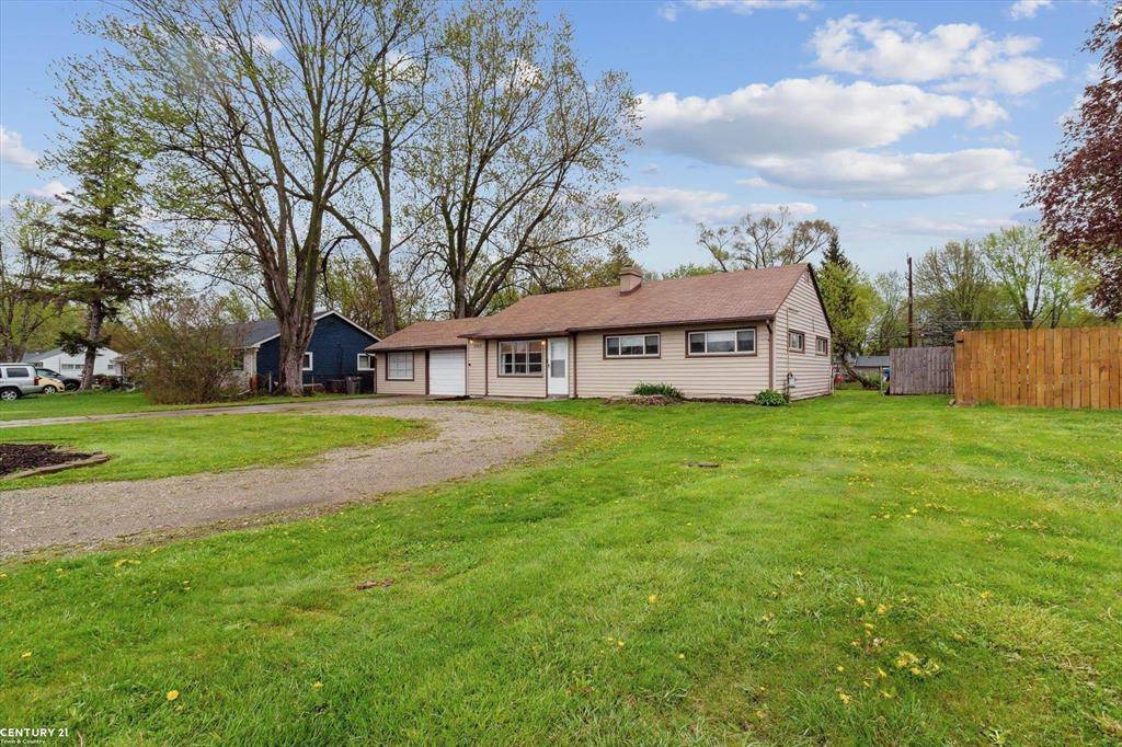 Clinton Twp, MI 48036,37928 S Groesbeck Highway