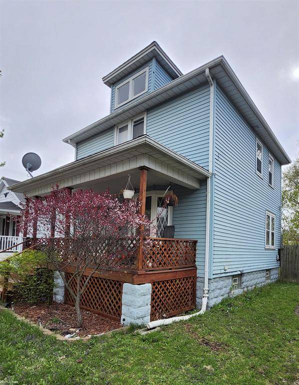 Port Huron, MI 48060,729 13th Street