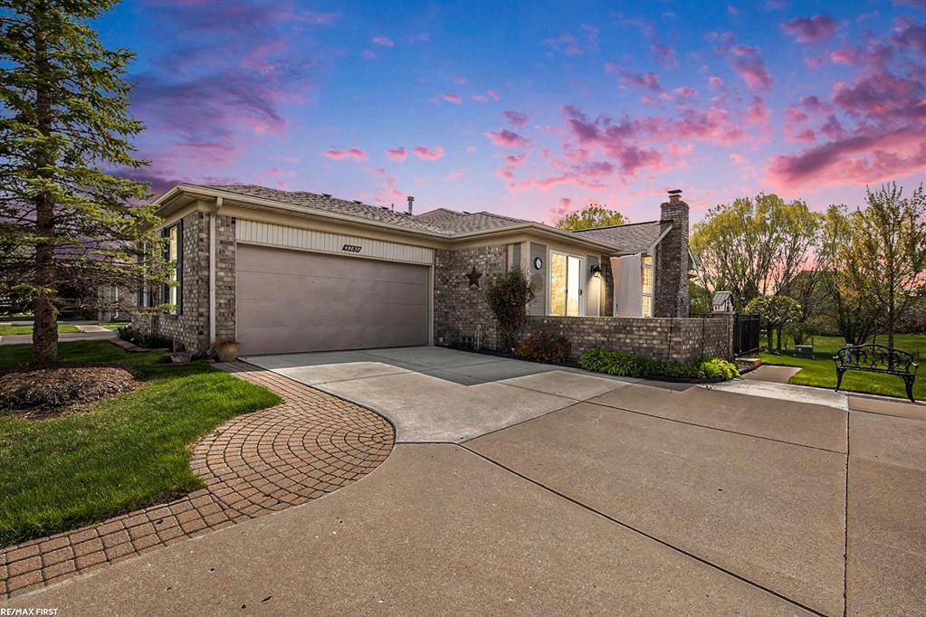 Macomb Twp, MI 48044,49837 Hidden Valley Drive Unit 33; Bldg 67
