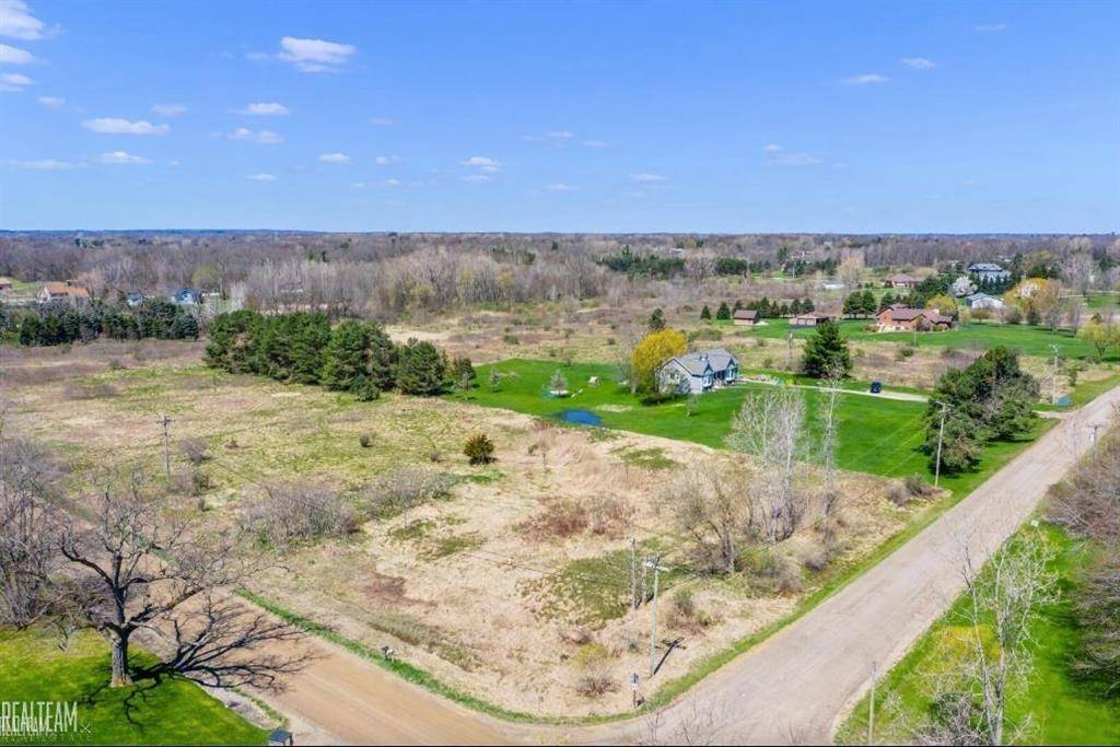Leonard Vlg, MI 48367,00 Mack Road