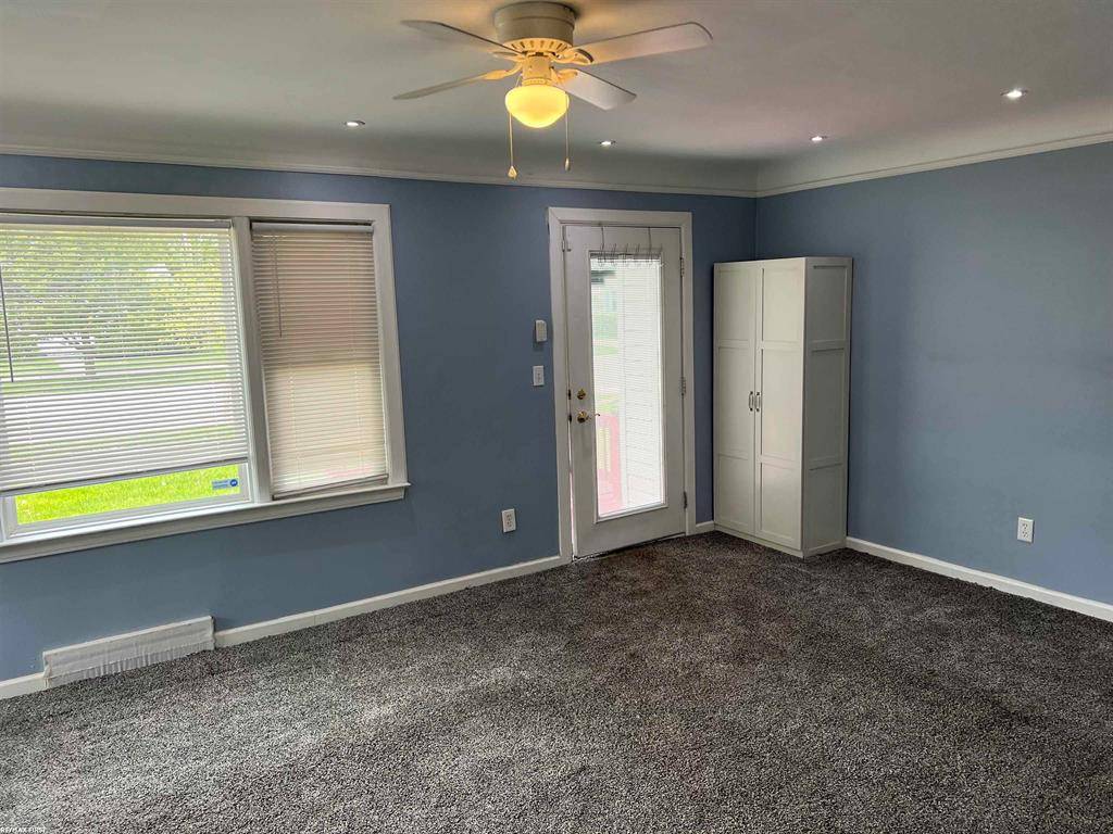 Southgate, MI 48195,14245 FORDLINE Street