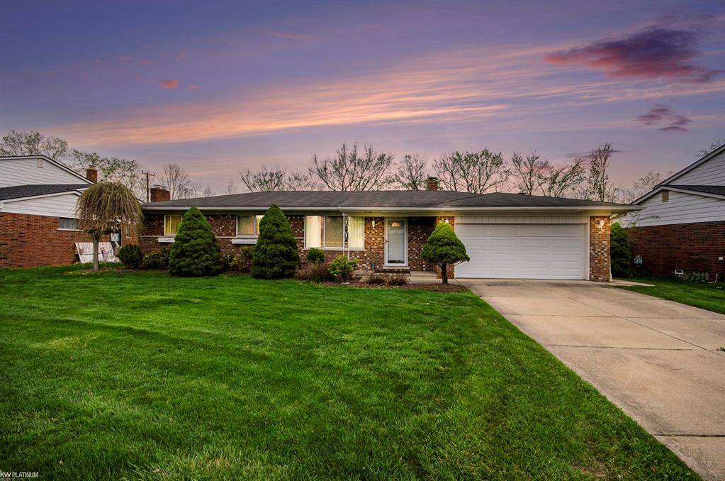 Clinton Twp, MI 48036,19112 Cheyenne Street