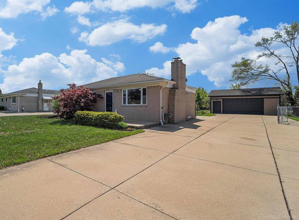 Warren, MI 48089,13658 Bernice Avenue