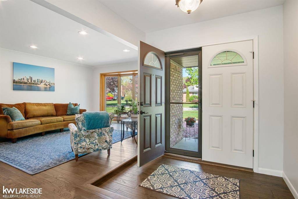 Shelby Twp, MI 48316,52335 Briggs Court