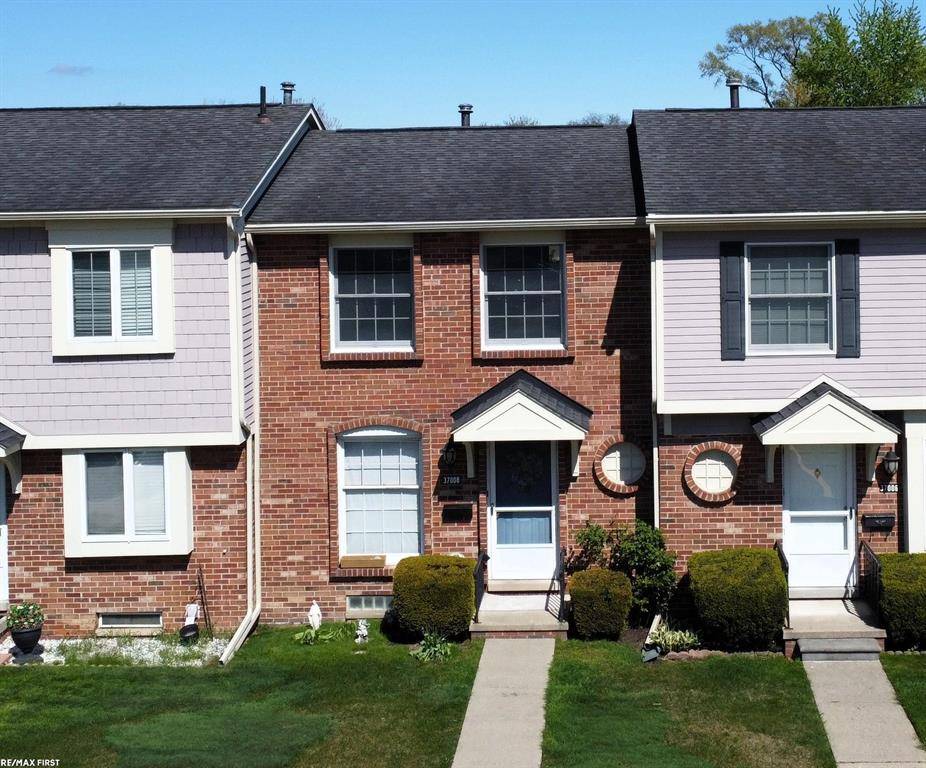 Clinton Twp, MI 48036,37008 Charter Oaks Boulevard