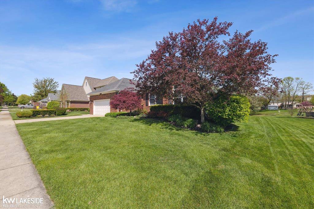 Bruce Twp, MI 48065,12537 Mentz Drive