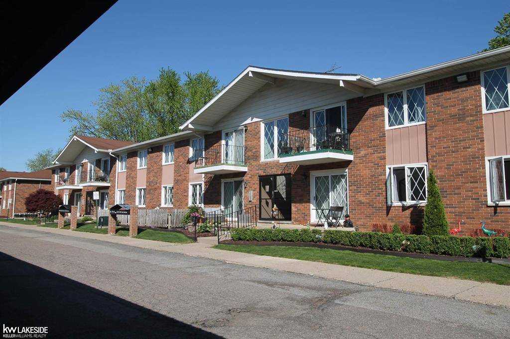 Shelby Twp, MI 48316,54679 Shelby Road
