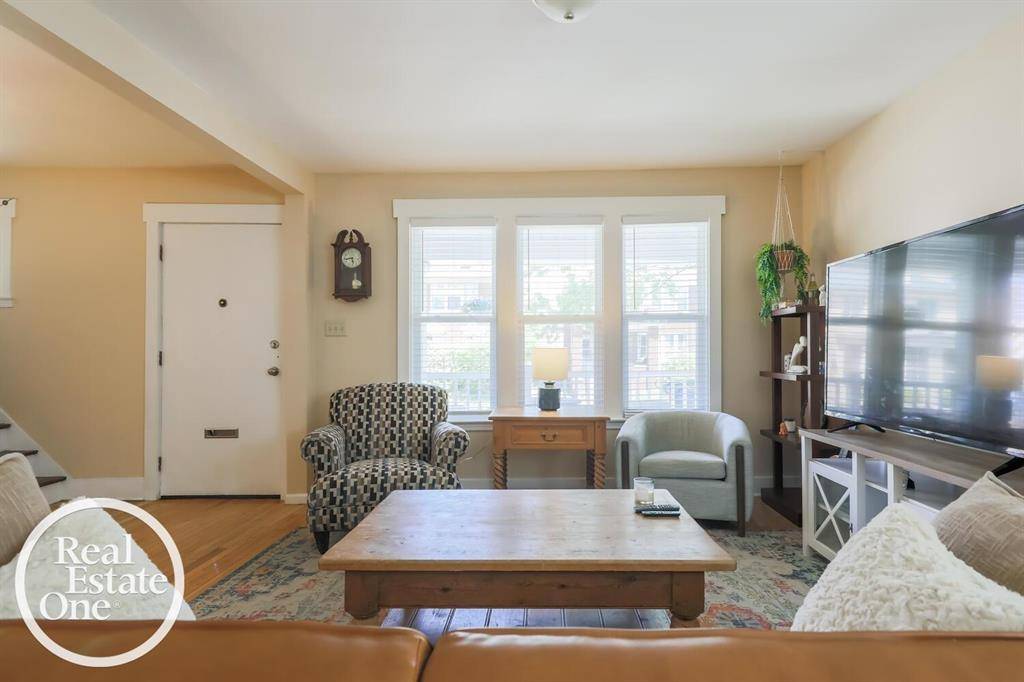 Grosse Pointe Park, MI 48230,881 Nottingham Road