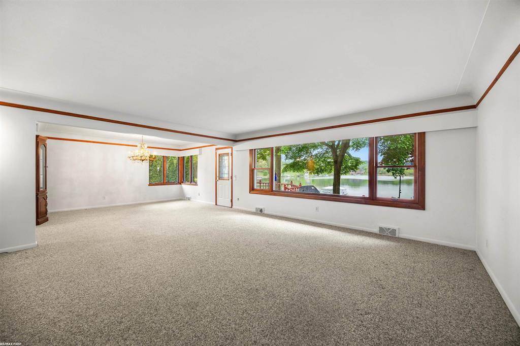 White Lake Twp, MI 48386,11228 Windhurst Drive