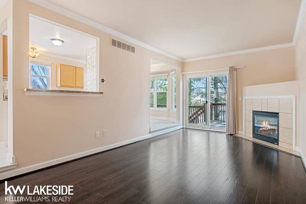 Wixom, MI 48393,774 Natures Cove Court