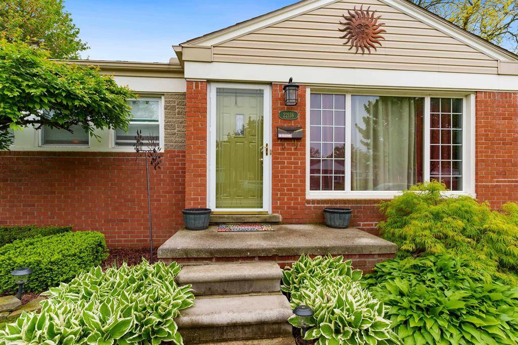 St. Clair Shores, MI 48082,22118 Love Street