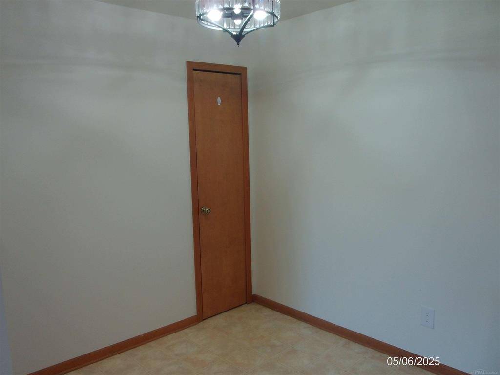 Macomb Twp, MI 48044,15765 Balfour Drive
