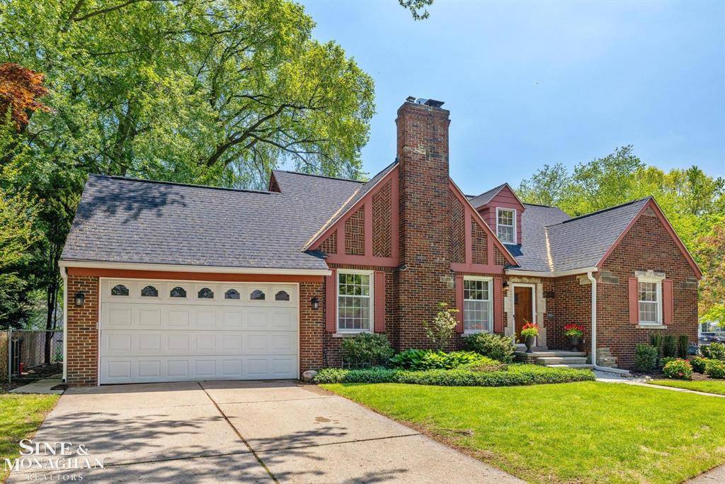 Grosse Pointe Farms, MI 48236,292 Chalfonte Avenue