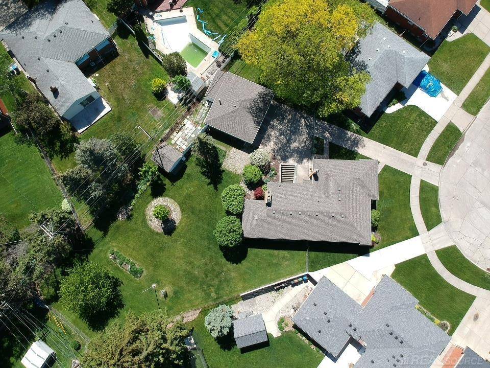Warren, MI 48088,27614 Dover Avenue