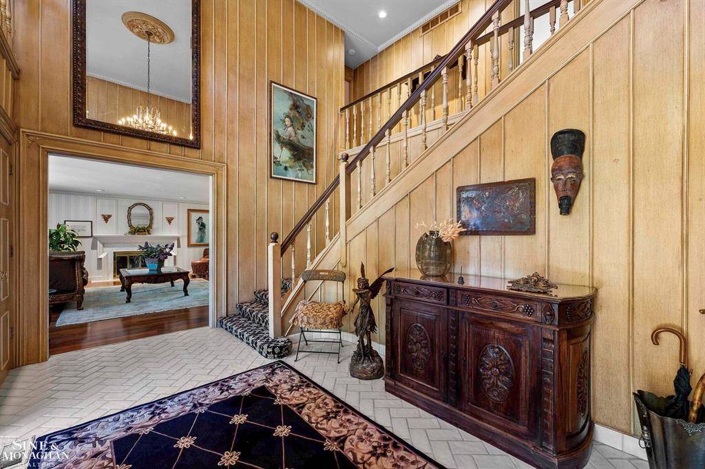 Clinton Twp, MI 48036,38383 Saddle Lane