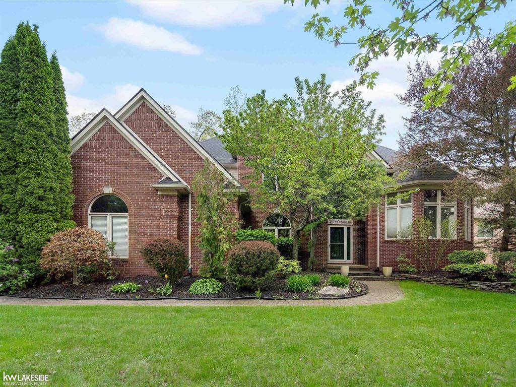 Shelby Twp, MI 48316,52664 Blue Ridge Drive