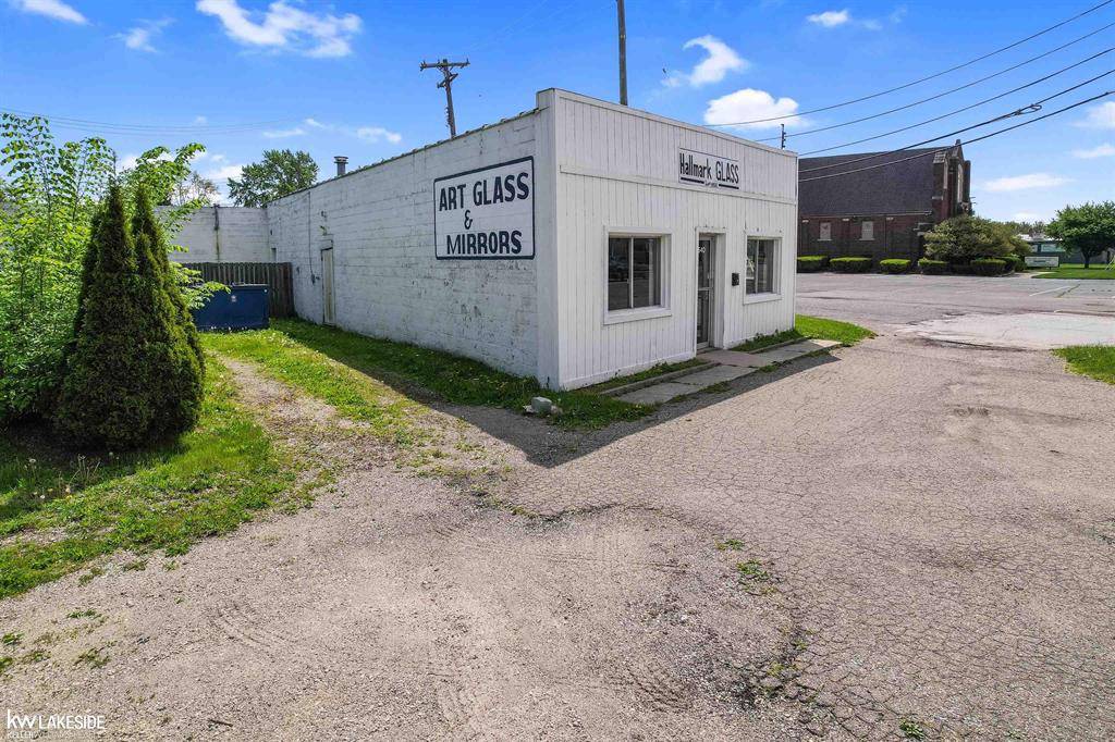 Fraser, MI 48026,32540 Utica Road