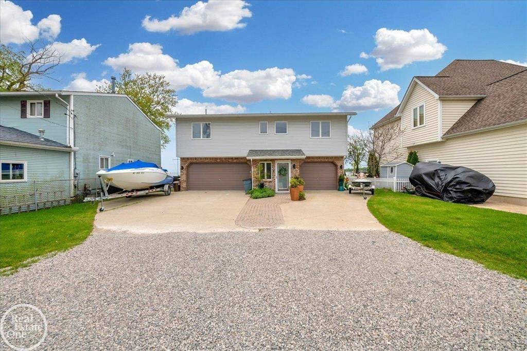 Ira Twp, MI 48023,7860 Belle Brae Drive