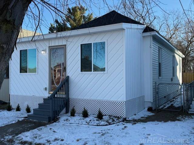 Port Huron, MI 48060,1416 Kearney Street
