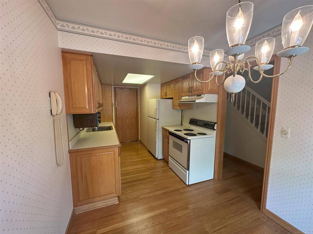 St. Clair Shores, MI 48080,1025 Woodbridge Street