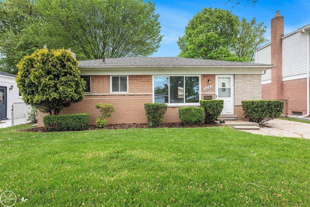 Roseville, MI 48066,16045 Larkspur Street