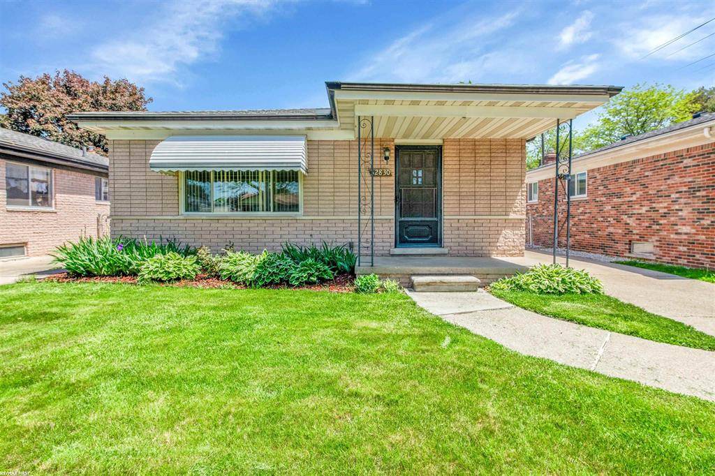 Warren, MI 48093,32830 Saratoga Street