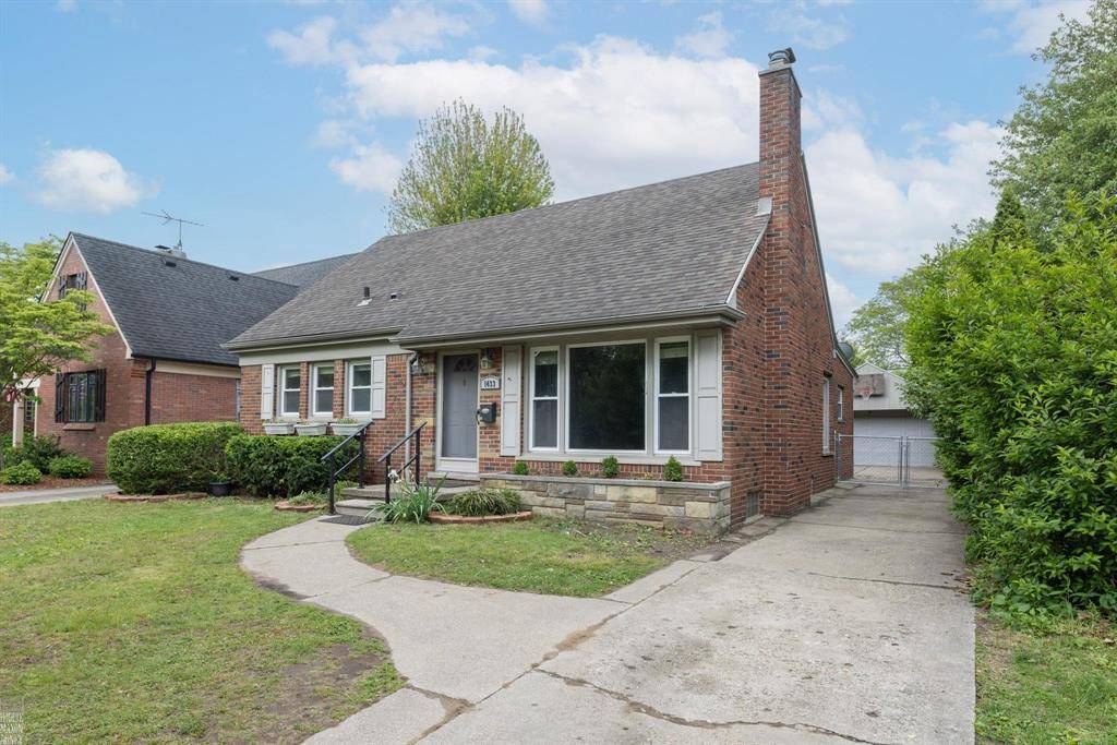 Grosse Pointe Park, MI 48230,1433 Harvard Road