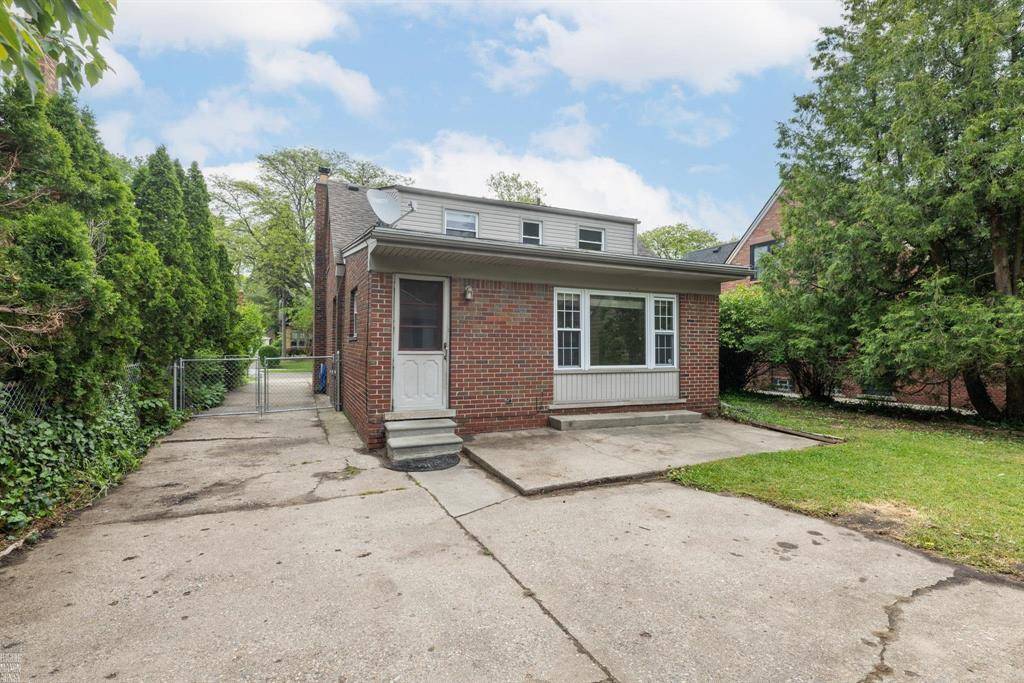 Grosse Pointe Park, MI 48230,1433 Harvard Road