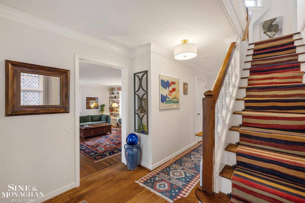 Grosse Pointe Farms, MI 48236,255 Lewiston Road