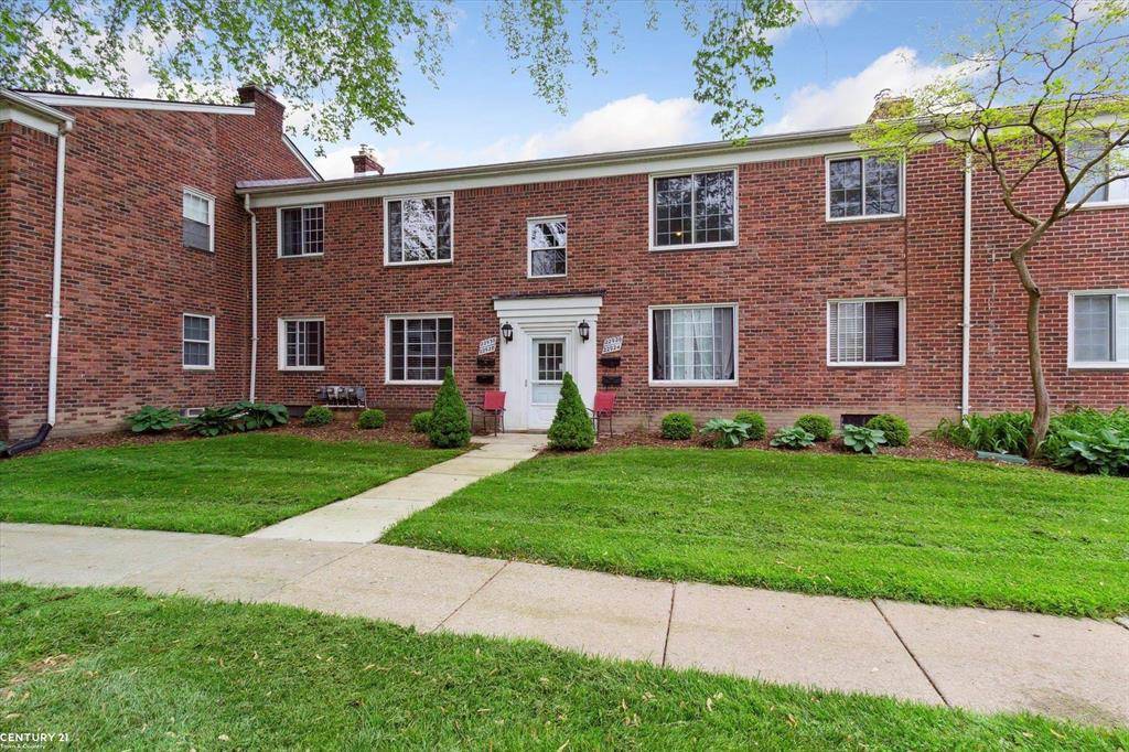 St. Clair Shores, MI 48080,22930 Allen Court
