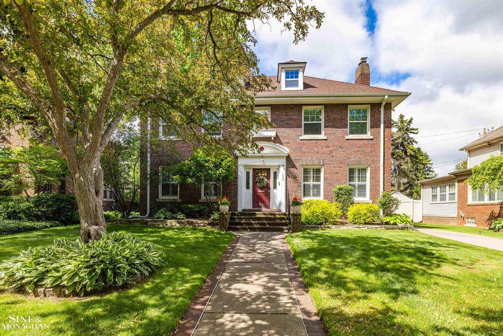 Grosse Pointe Park, MI 48230,1435 Kensington Avenue