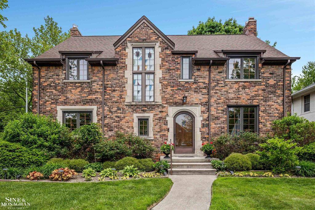 Grosse Pointe Park, MI 48230,1264 Bedford Road