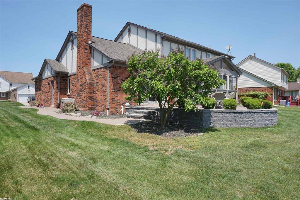 Troy, MI 48085,5150 Crowfoot Drive