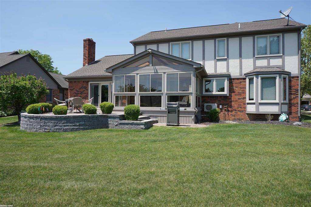 Troy, MI 48085,5150 Crowfoot Drive