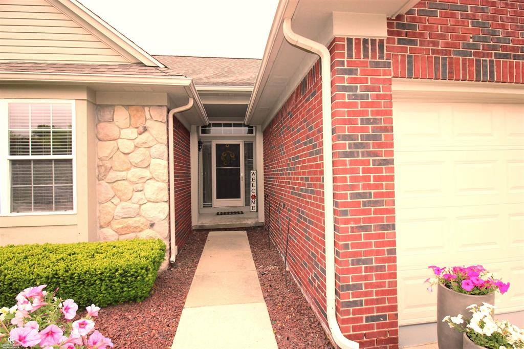 Macomb Twp, MI 48042,52834 Sable Drive