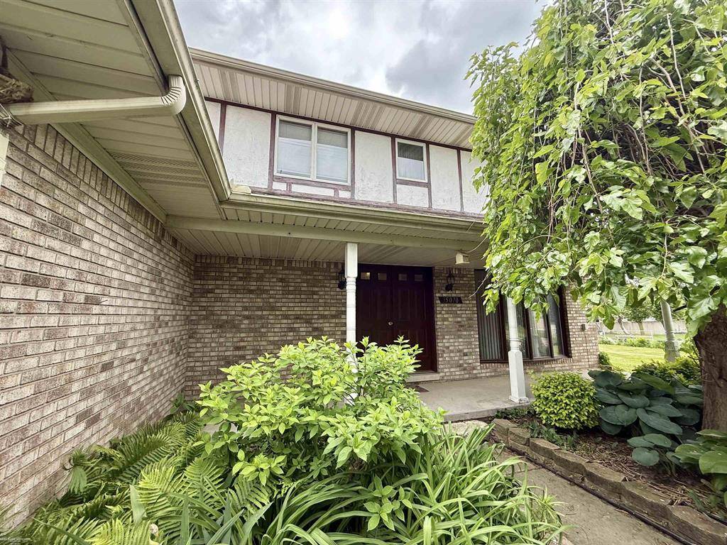 Sterling Heights, MI 48310,35070 Maureen Street