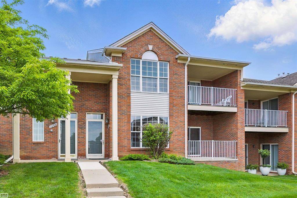 Rochester, MI 48307,1852 Flagstone Circle Circle