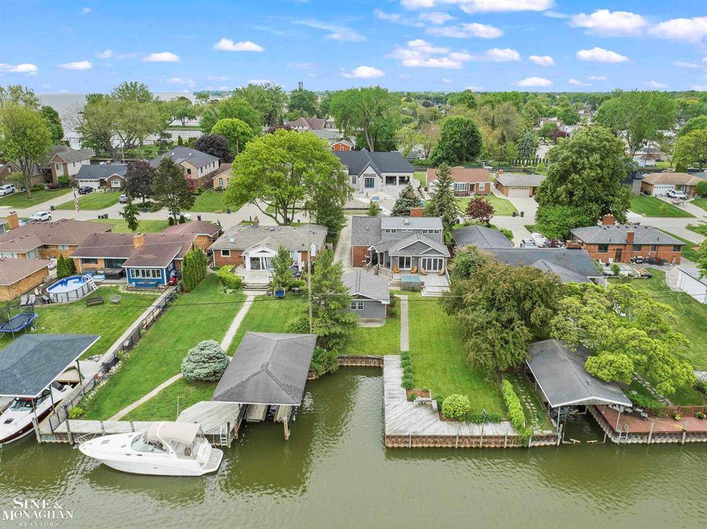 St. Clair Shores, MI 48081,22511 Ardmore Park