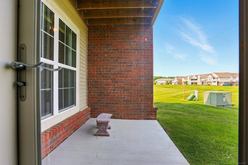 Macomb Twp, MI 48042,21925 Andover Drive