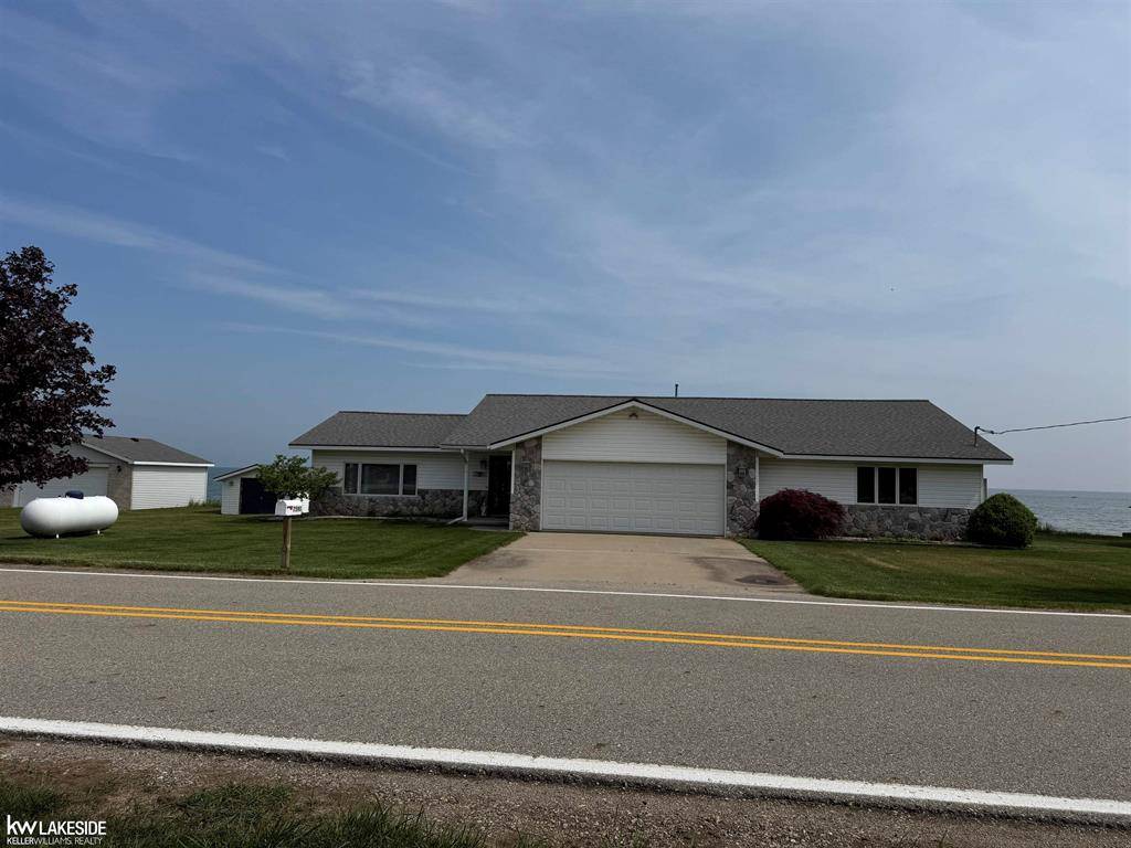 Port Hope Vlg, MI 48468,7590 Lighthouse Road